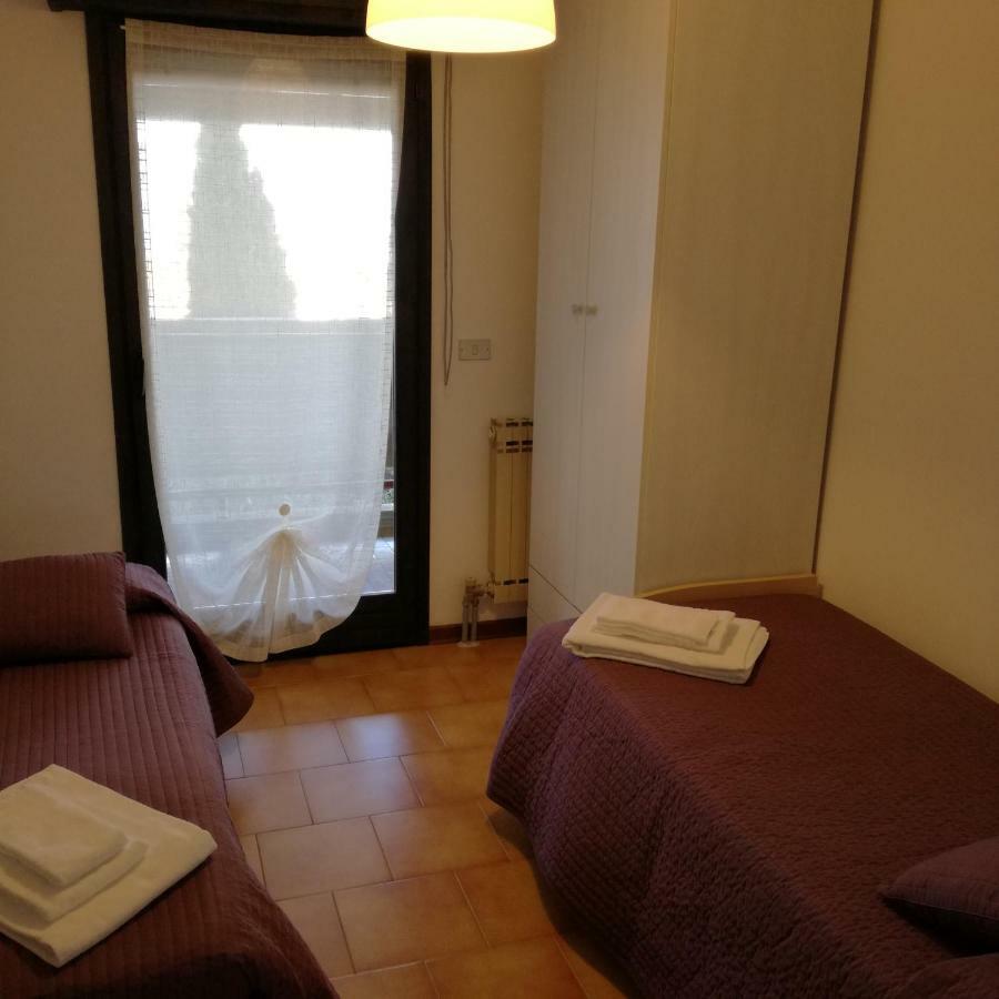 Panoramapartment Desenzano del Garda Exterior foto